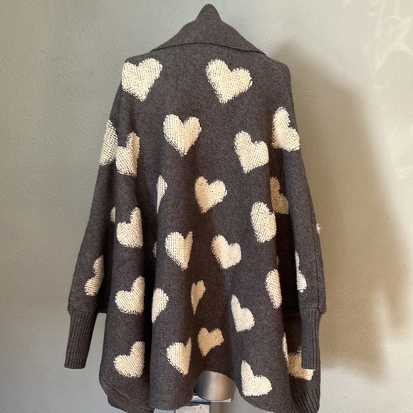 SAACHI RIBBED HEART CARDIGAN one size - Picture 10 of 12